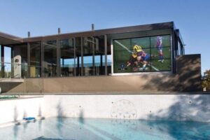 dynascan video wall on a bright day